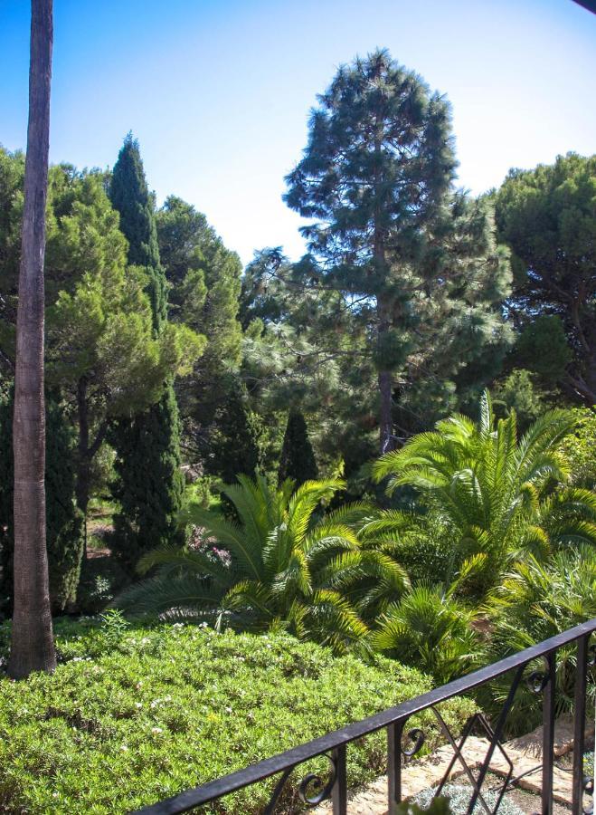 Altozano With Pool, Barbeque, Large Garden, And Fantastic Sea Views Benidorm